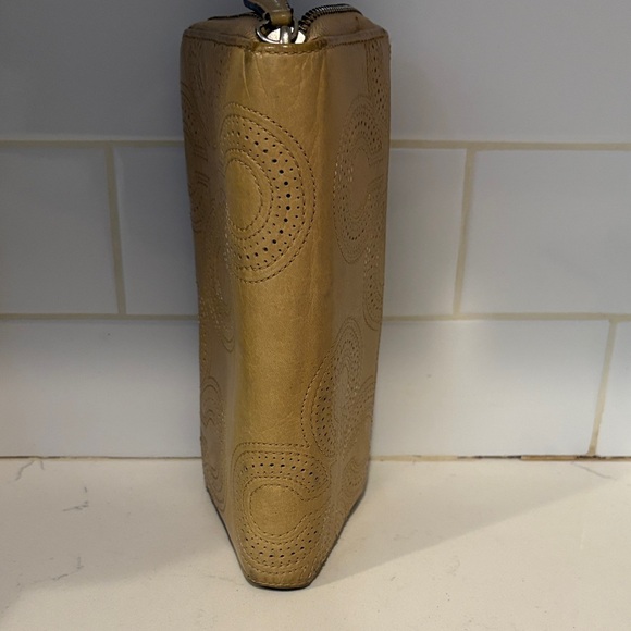 COACH Tan Leather Women's Wallet - Picture 3 of 6